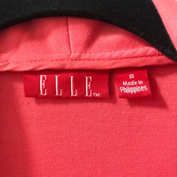 Pink Ruffle ELLE Blazer - Picture 4 of 4